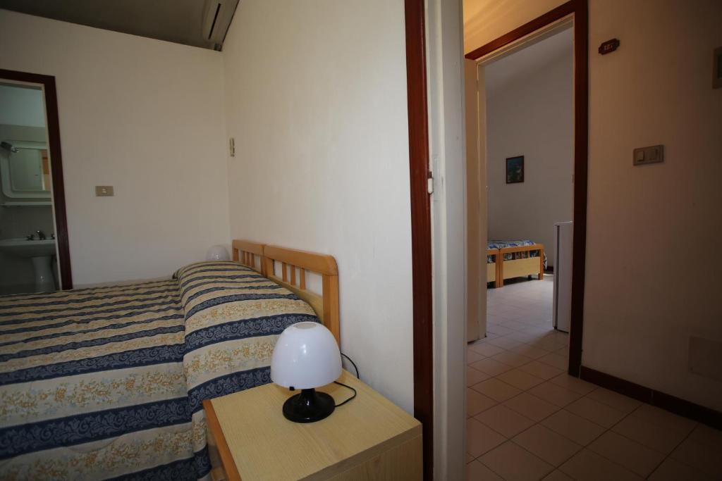 Hotel Club Poseidon Stalettì الغرفة الصورة