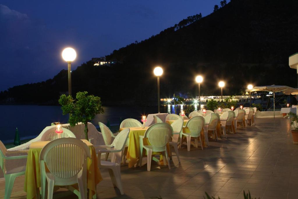 Hotel Club Poseidon Stalettì المظهر الخارجي الصورة