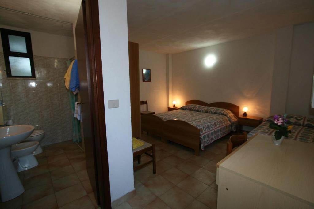 Hotel Club Poseidon Stalettì الغرفة الصورة